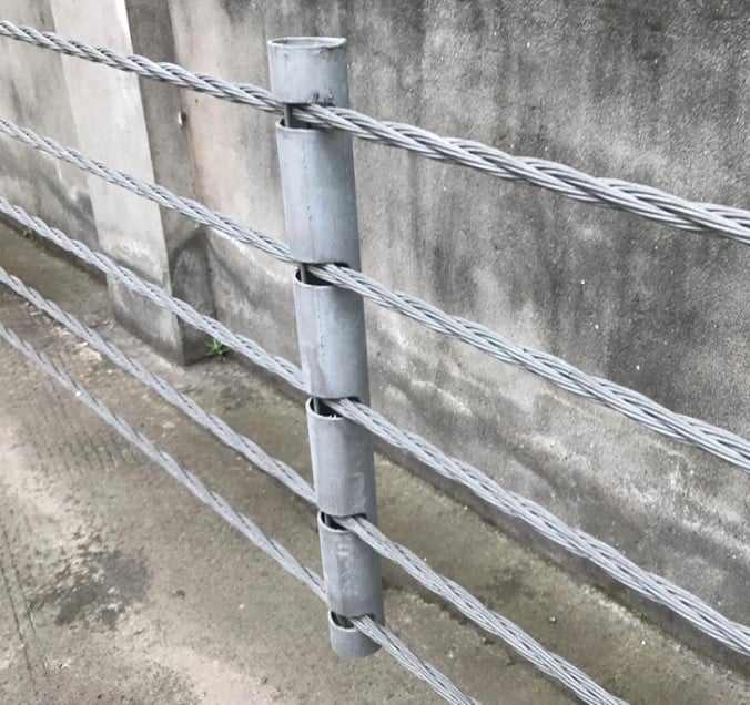 鋼絲繩護(hù)欄