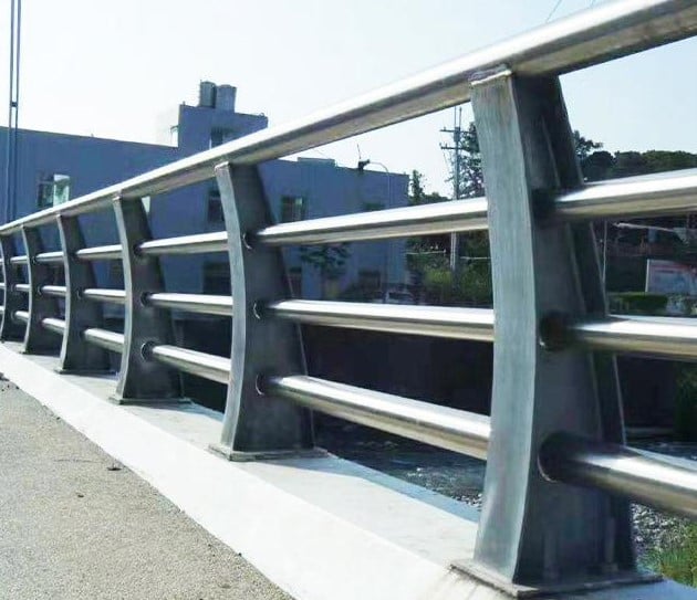 生產(chǎn)設(shè)備展示